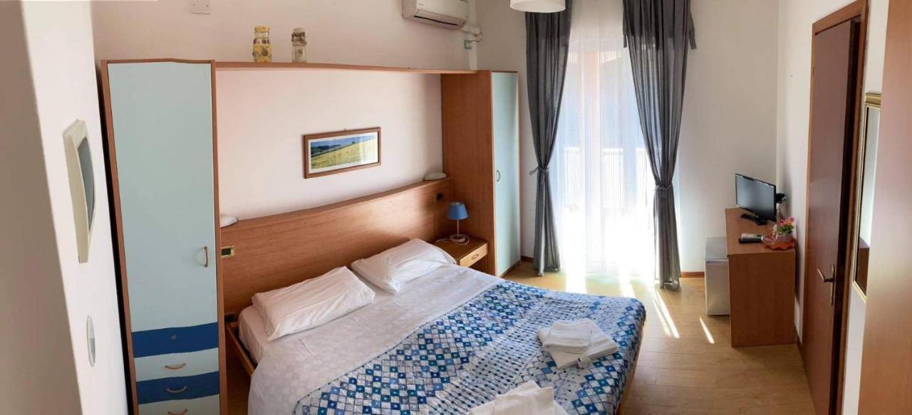 Albergo Al Sole กราโด ภายนอก รูปภาพ